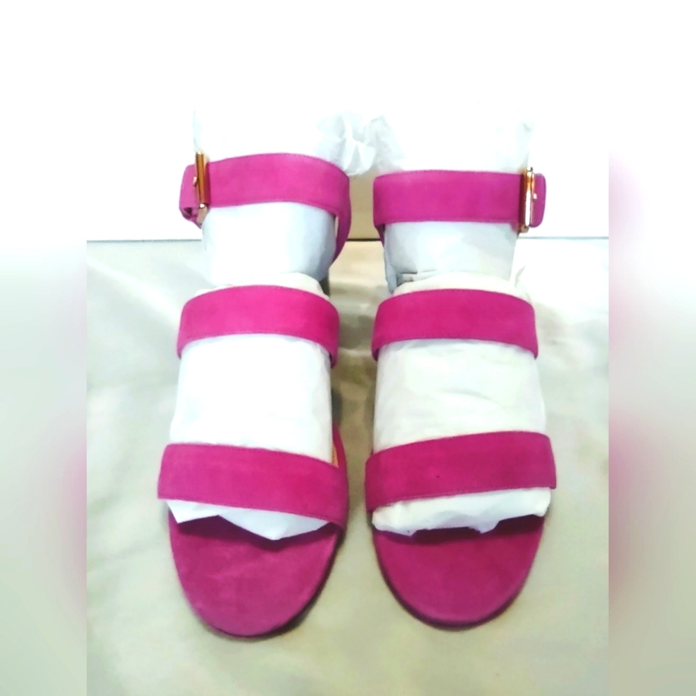 New: J. Crew Three Strap Stacked Heel Sandals in Suede - Fuchsia - Size 9